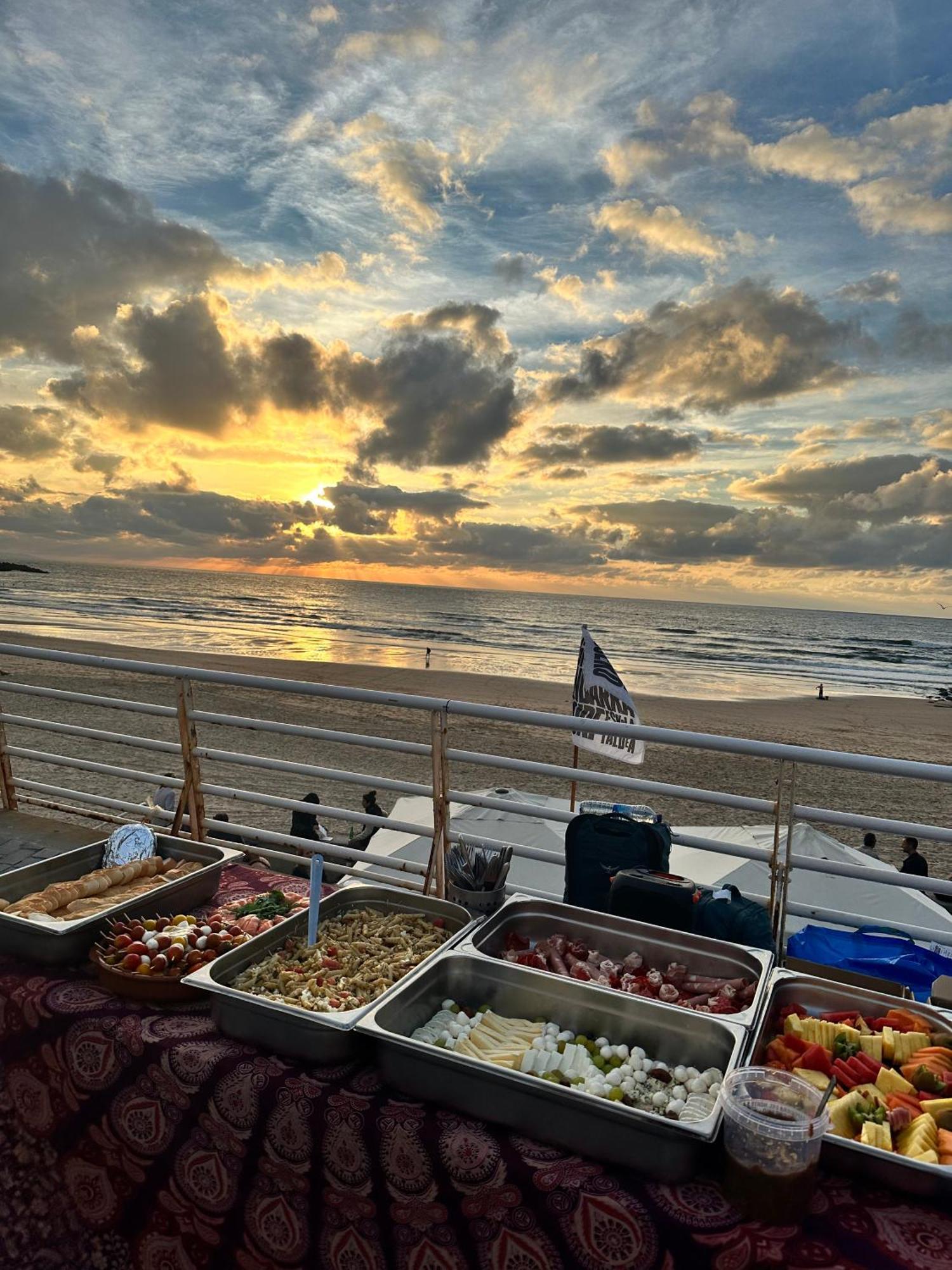 Surf Camp San Sebastian Partyhostel Aia ภายนอก รูปภาพ